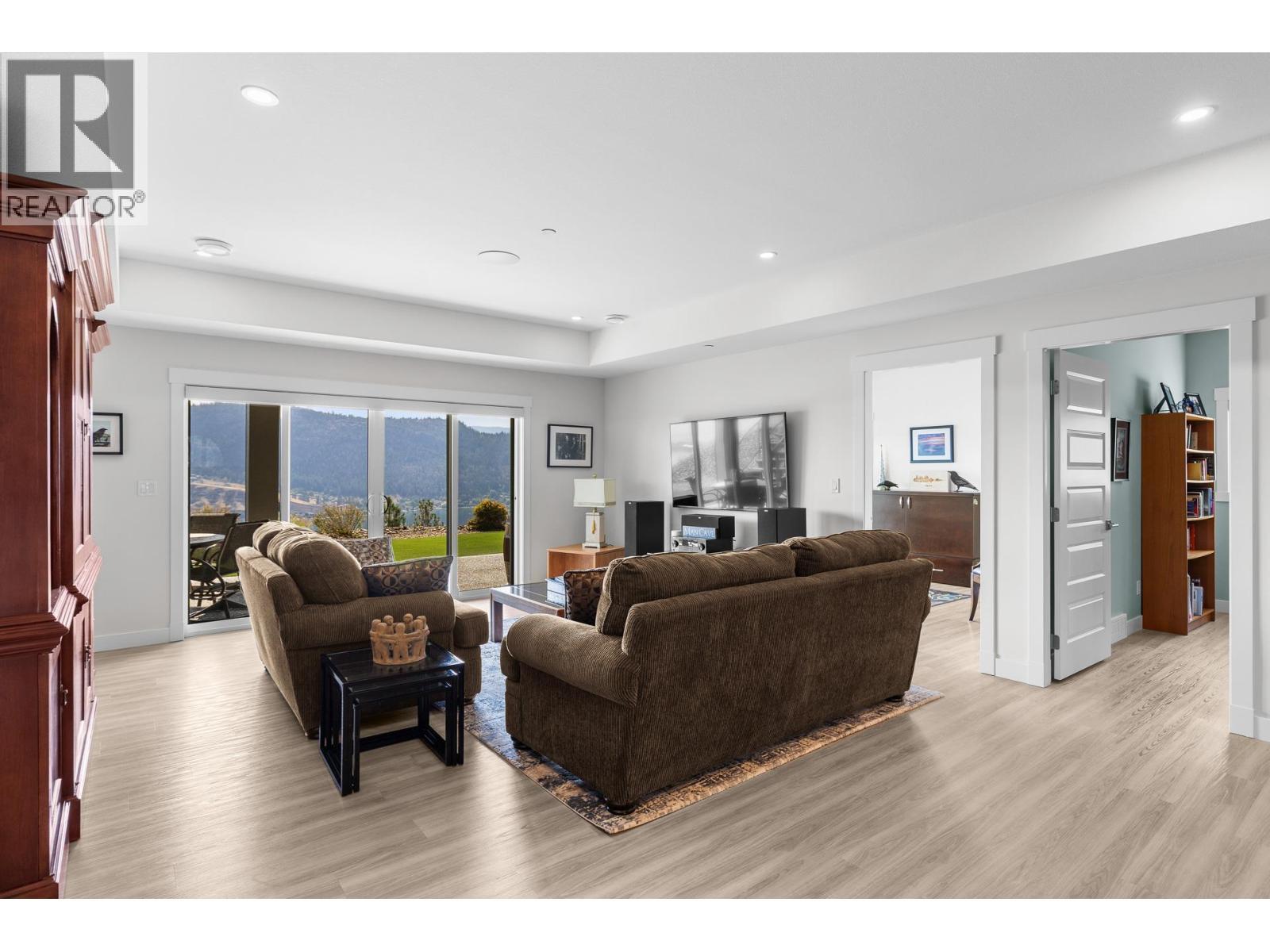 8876 Crofton Road, Vernon, BC