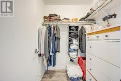 Walk in closet 2of 2 - 
