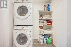 Laundry room w ample storage - 