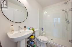 Ensuite bathroom w fourth bedroom - 