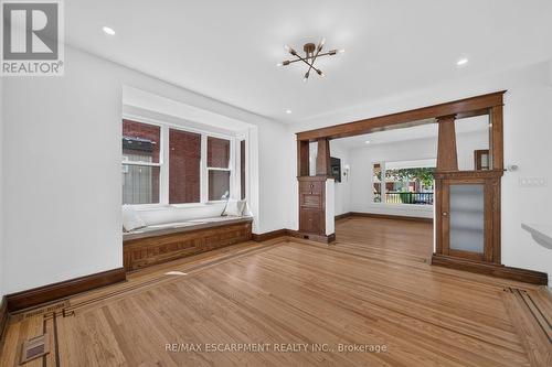 229 Park Row S, Hamilton, ON 