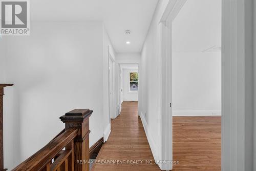 229 Park Row S, Hamilton, ON 