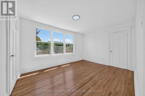 229 Park Row S, Hamilton, ON 