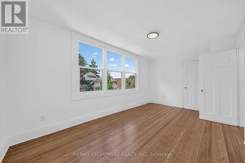 229 Park Row S, Hamilton, ON 