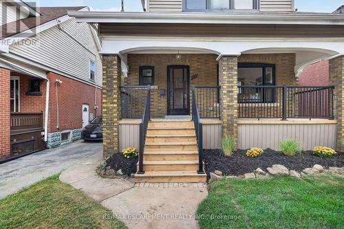 229 Park Row S, Hamilton, ON 