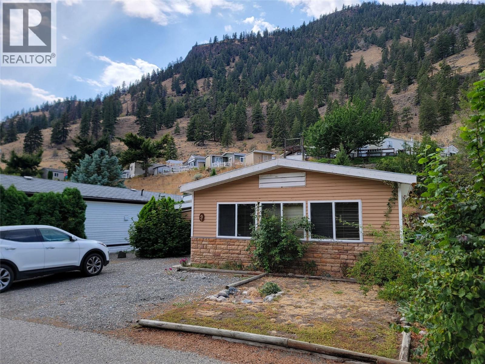 1292 Highway 3A Unit# 9, Keremeos, BC