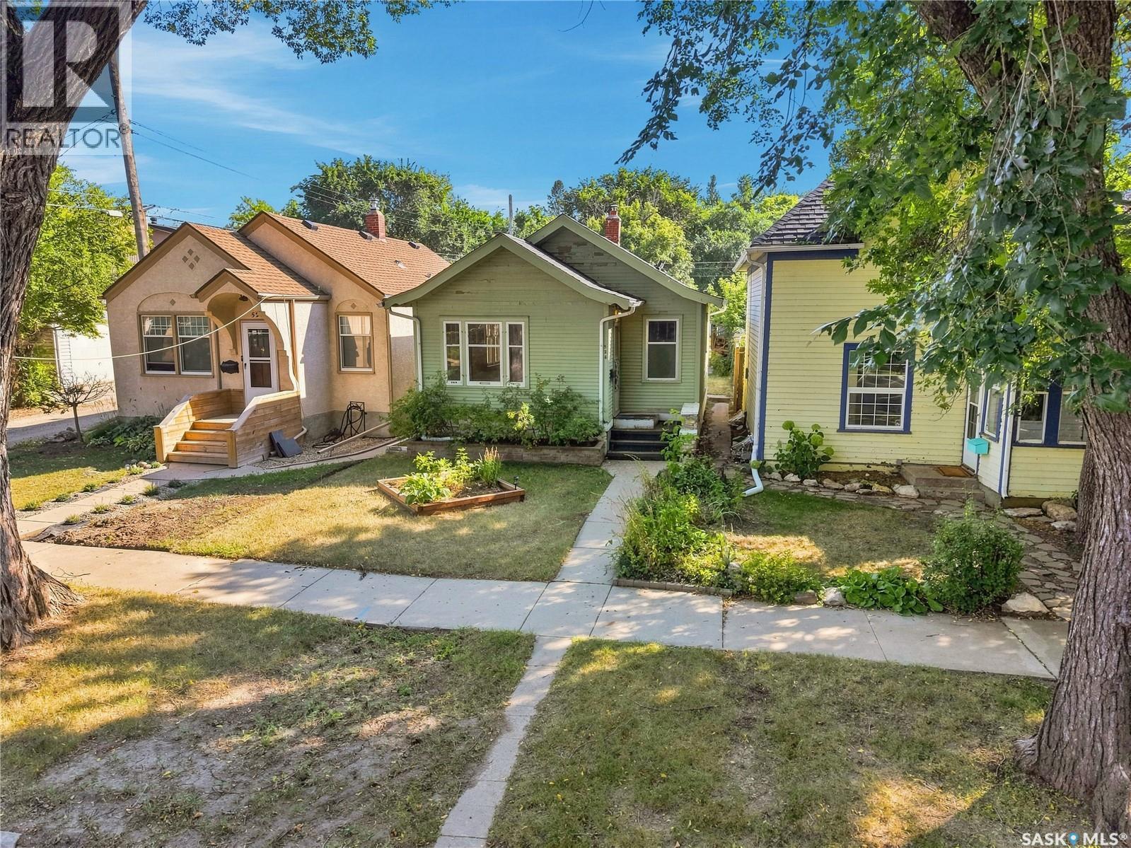 526 7Th Street E, Saskatoon, SK