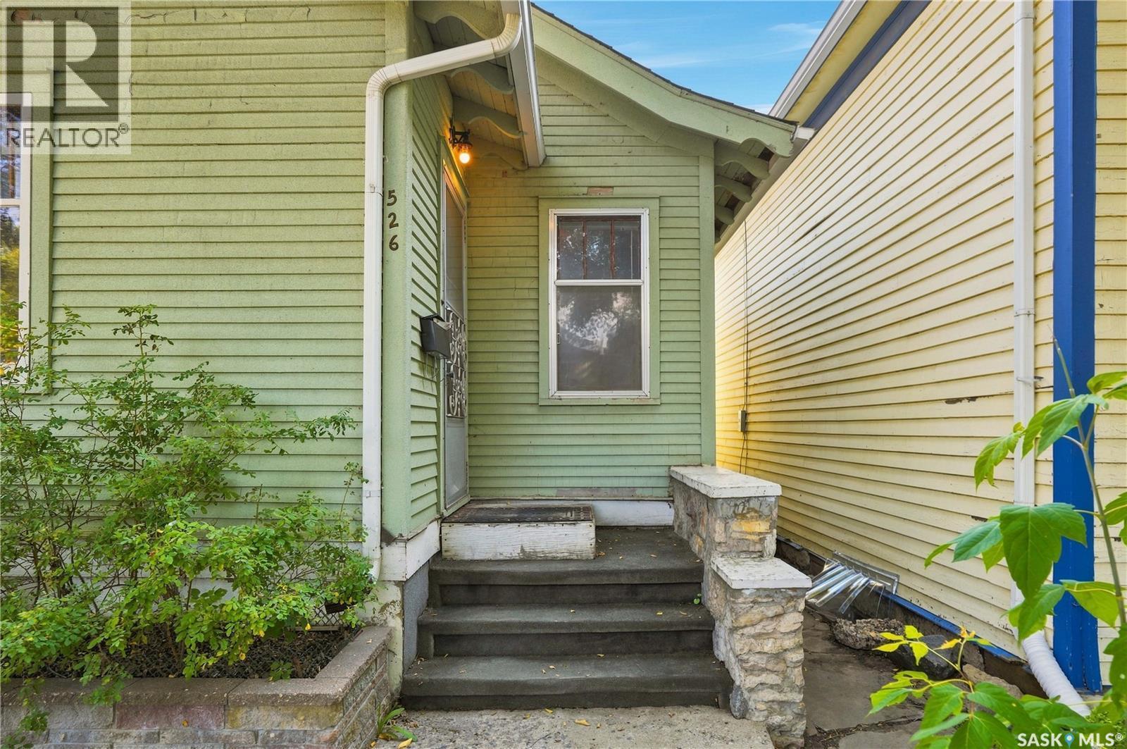 526 7Th Street E, Saskatoon, SK
