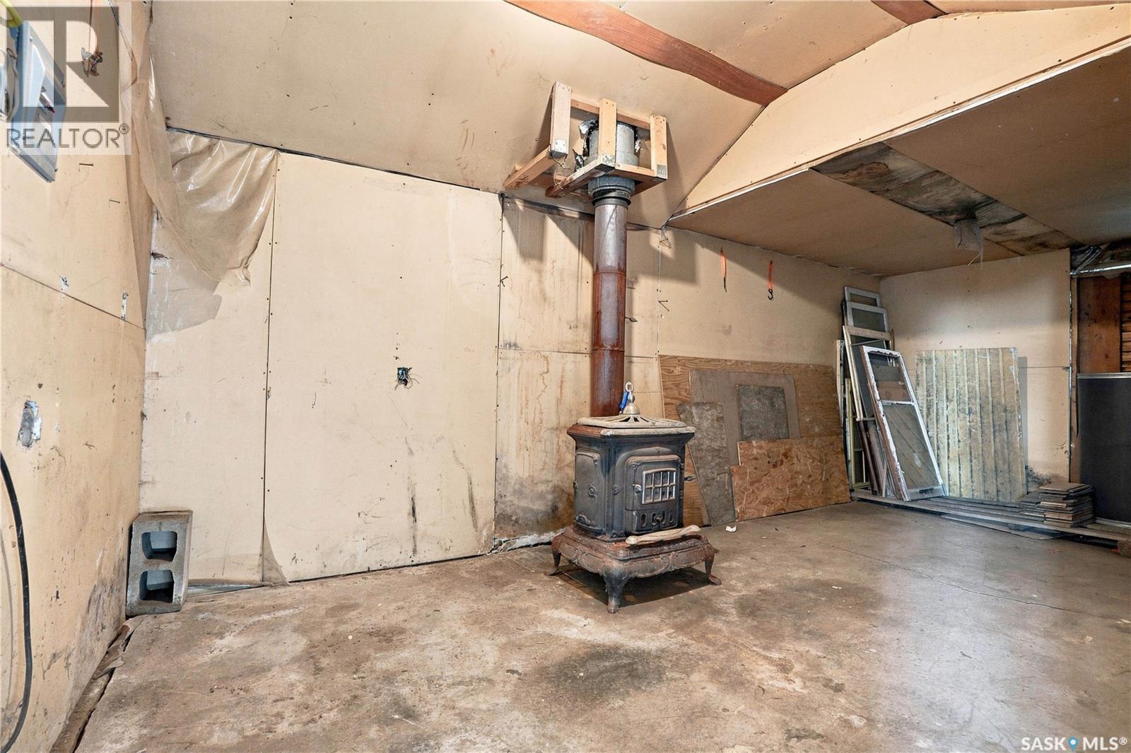 526 7Th Street E, Saskatoon, SK