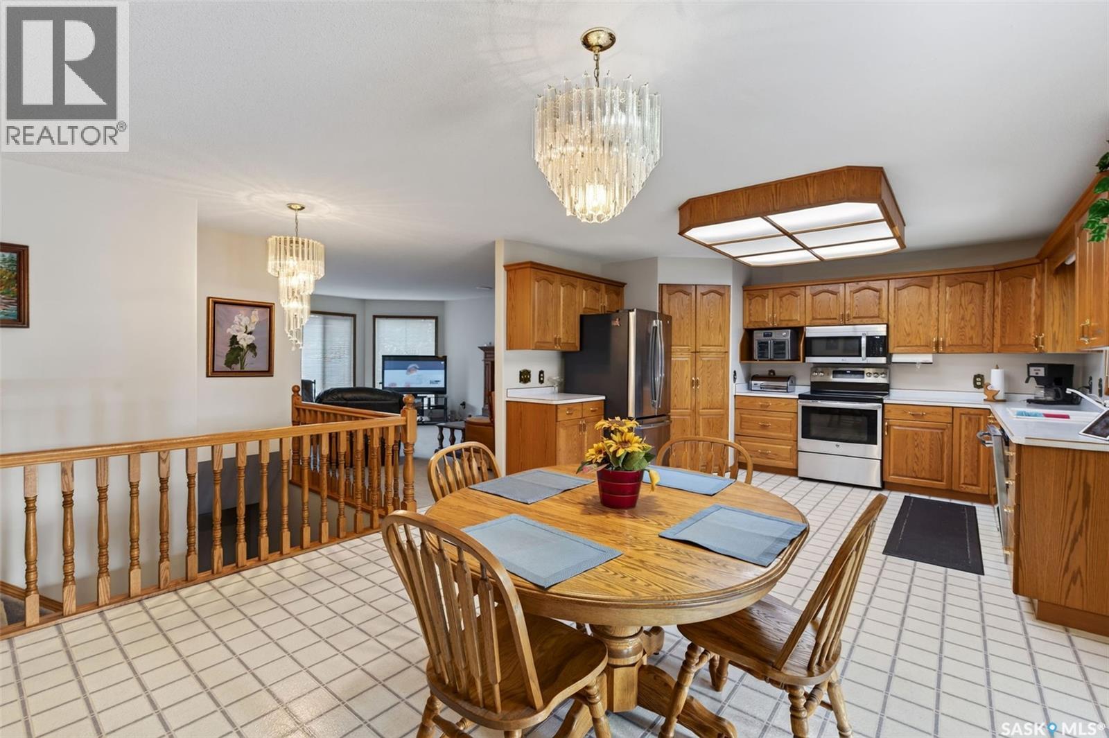 720 6Th Avenue, Rosthern, SK