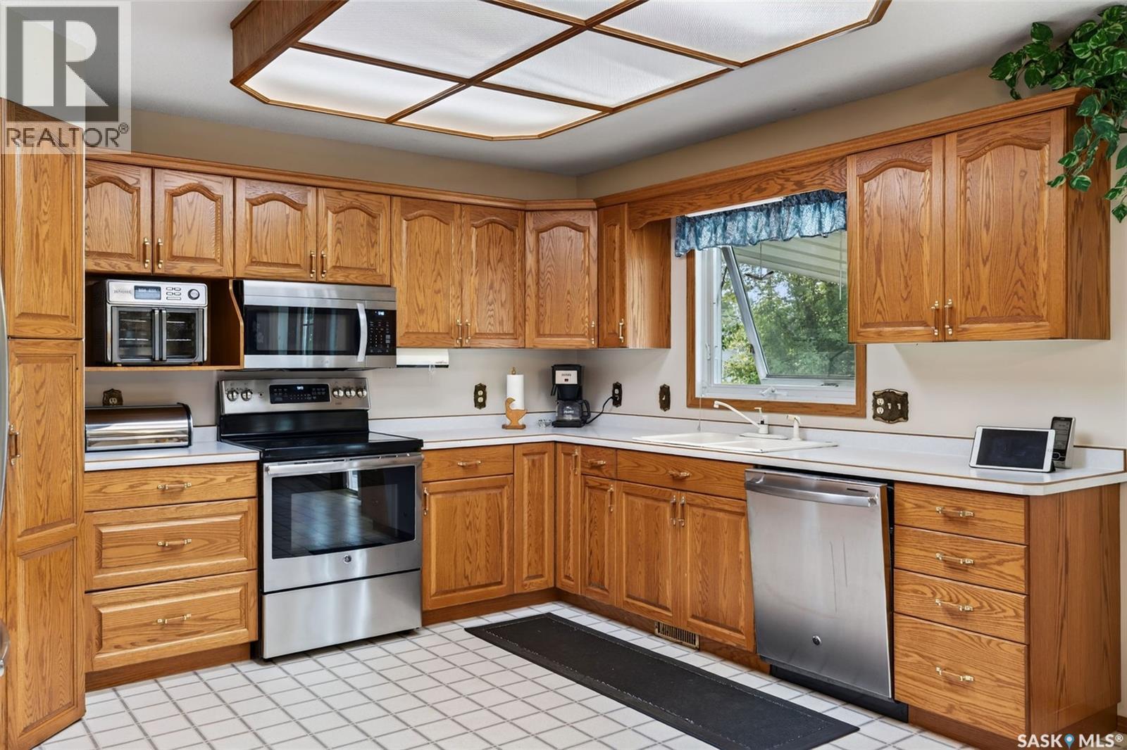 720 6Th Avenue, Rosthern, SK