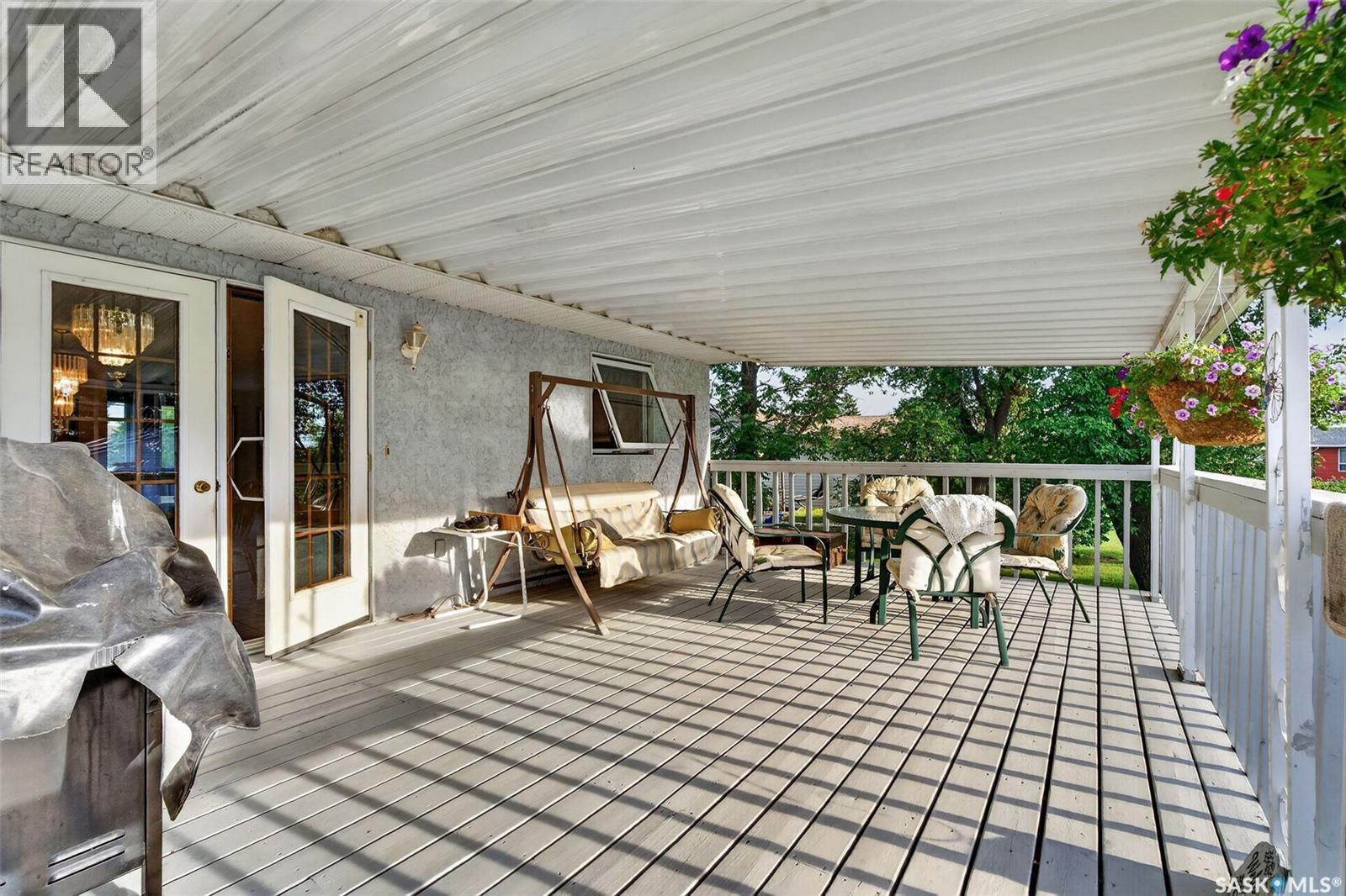 720 6Th Avenue, Rosthern, SK