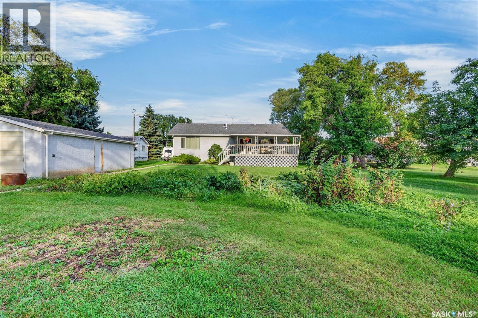 720 6Th Avenue, Rosthern, SK