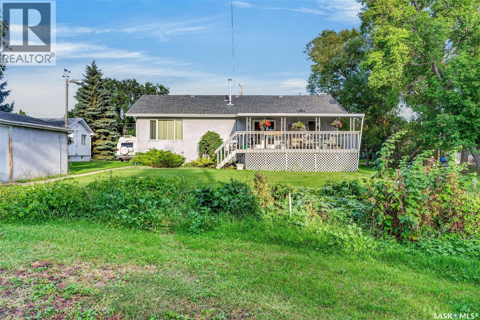 720 6Th Avenue, Rosthern, SK