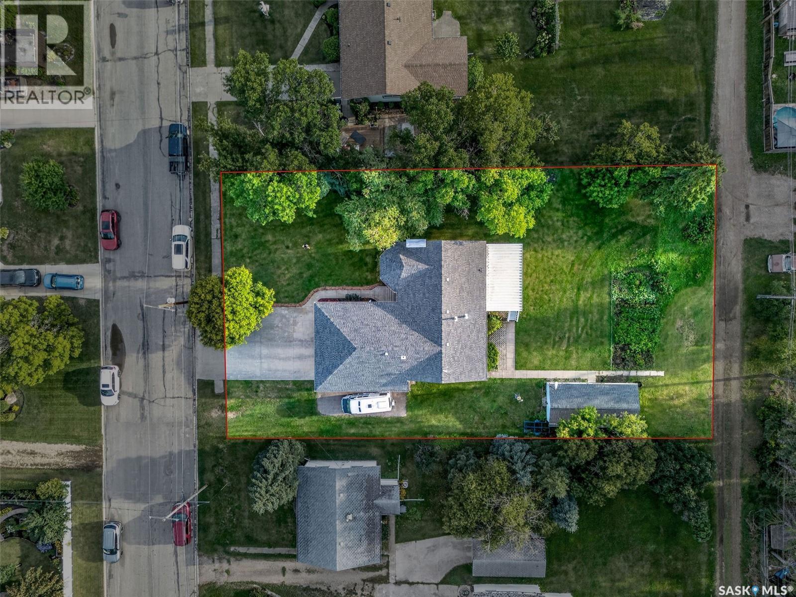 720 6Th Avenue, Rosthern, SK