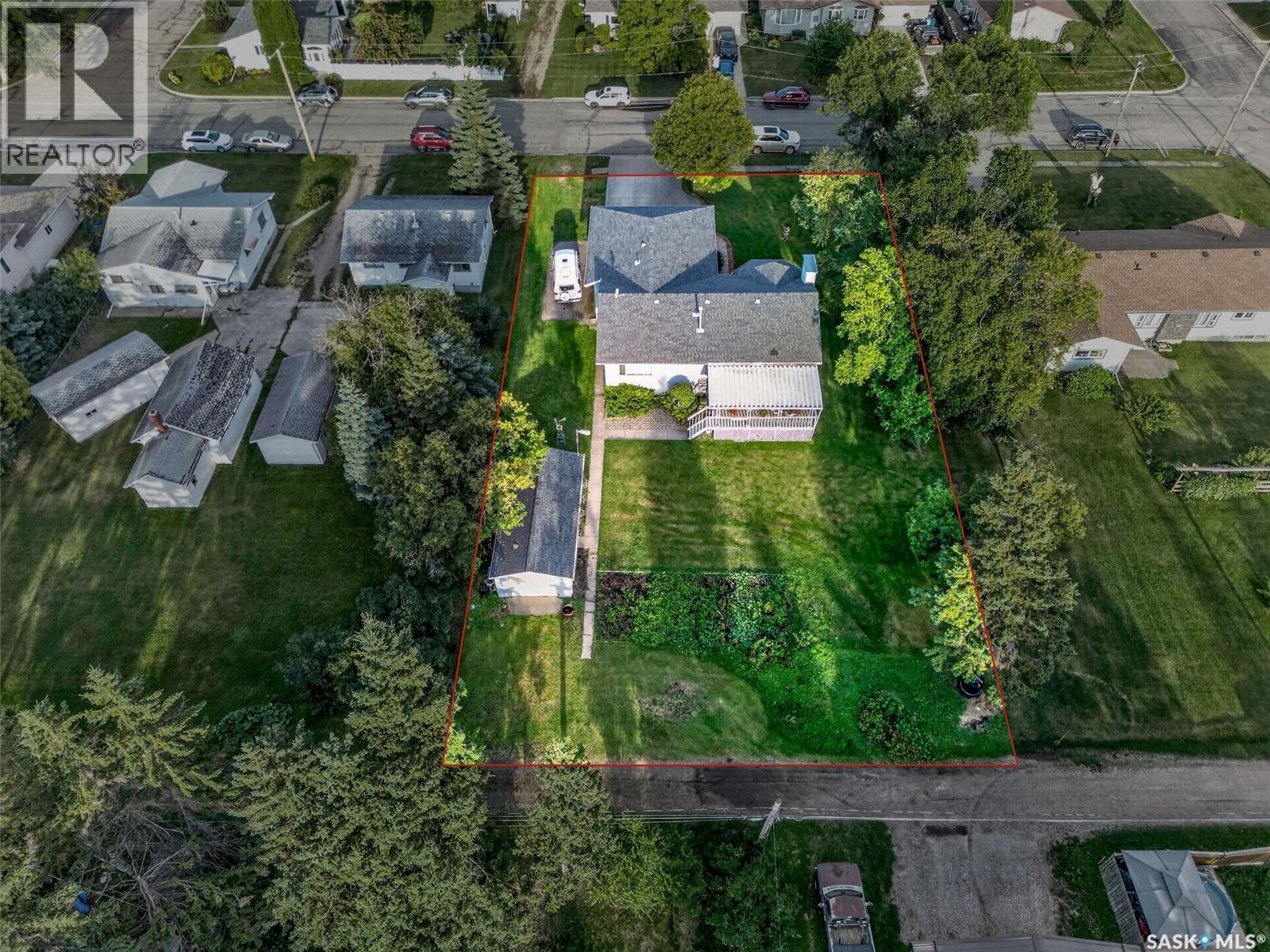 720 6Th Avenue, Rosthern, SK