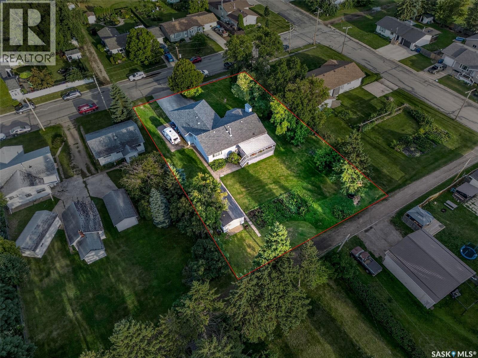 720 6Th Avenue, Rosthern, SK