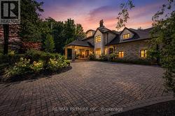 40 GOLF AVENUE Vaughan, ON L4L 3A5