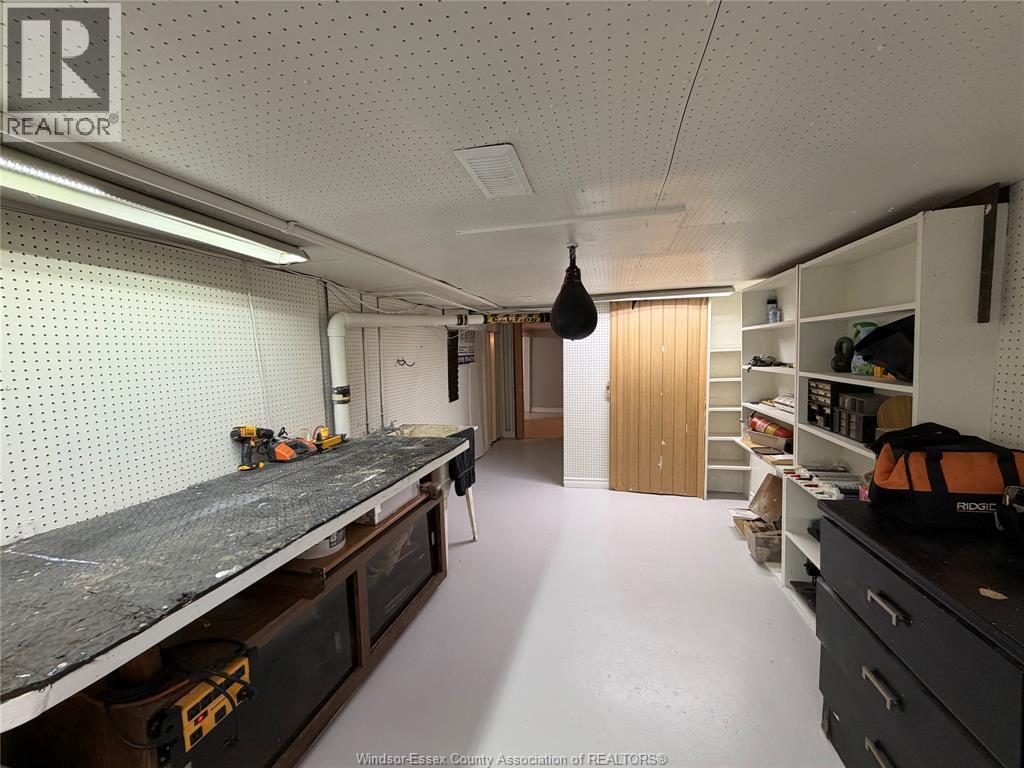 1337 Janette, Windsor, ON
