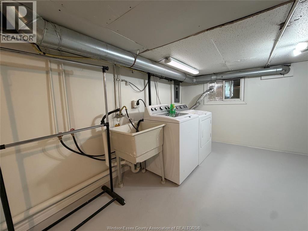 1337 Janette, Windsor, ON