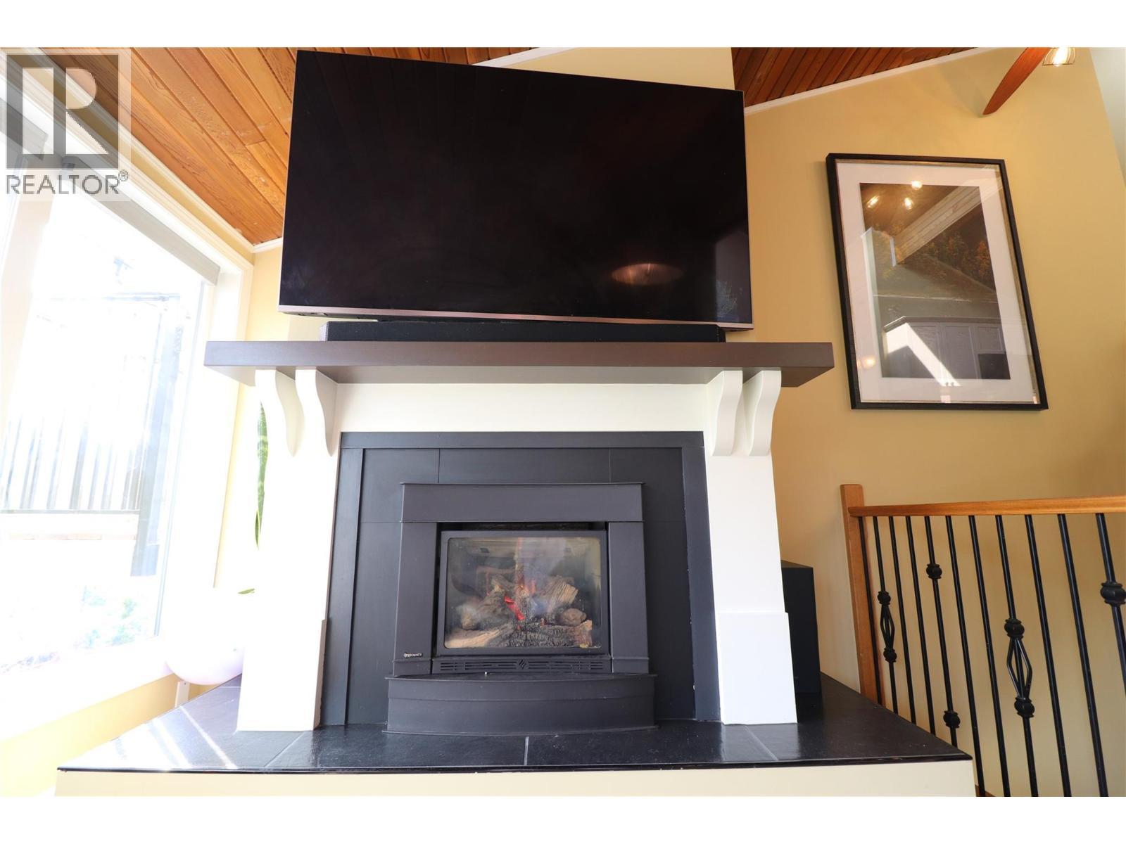3702 9Th Avenue, Castlegar, BC