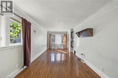 270 Weir Street N, Hamilton, ON 