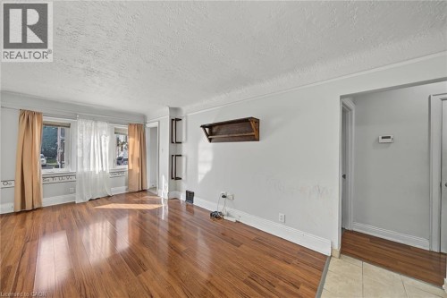 270 Weir Street N, Hamilton, ON 
