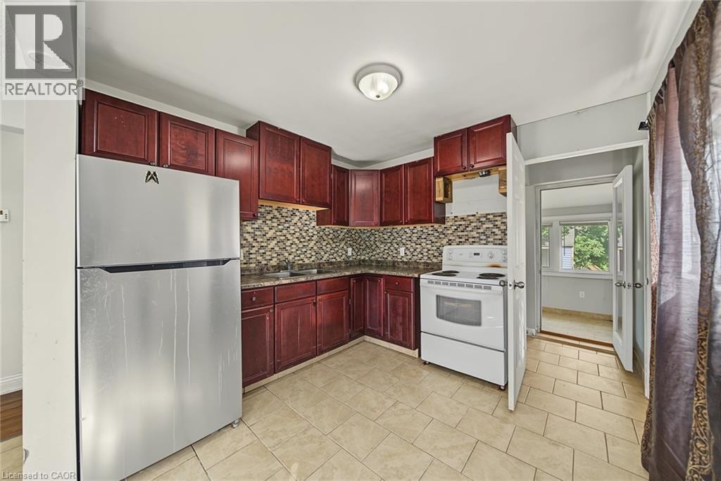 270 Weir Street N, Hamilton, ON