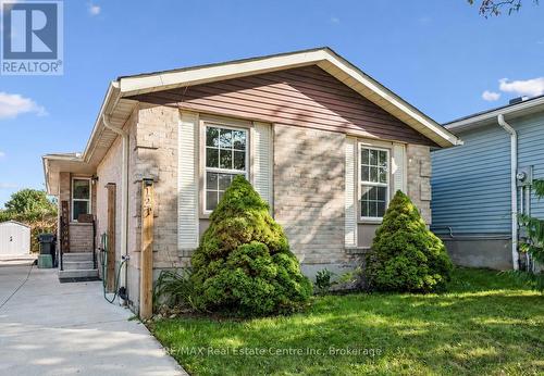 12 MCCARTNEY ROAD  Guelph (Willow West/Sugarbush/West Acres), ON N1K 1M8