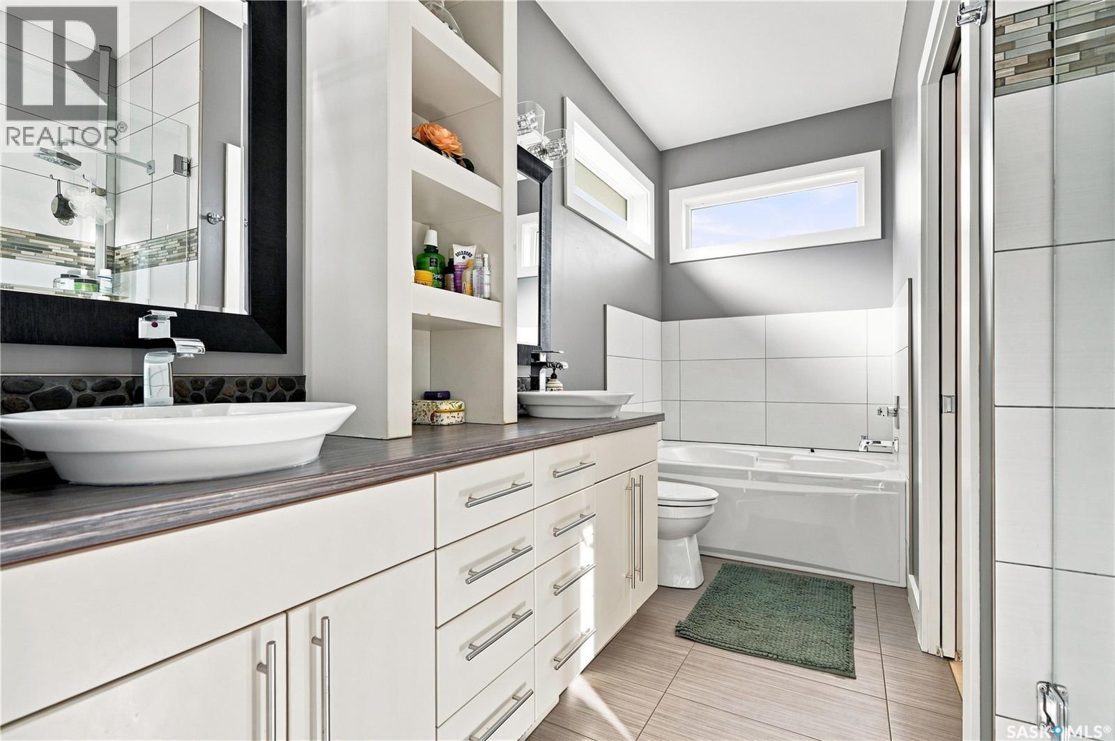 243 Teal Terrace, Saskatoon, SK