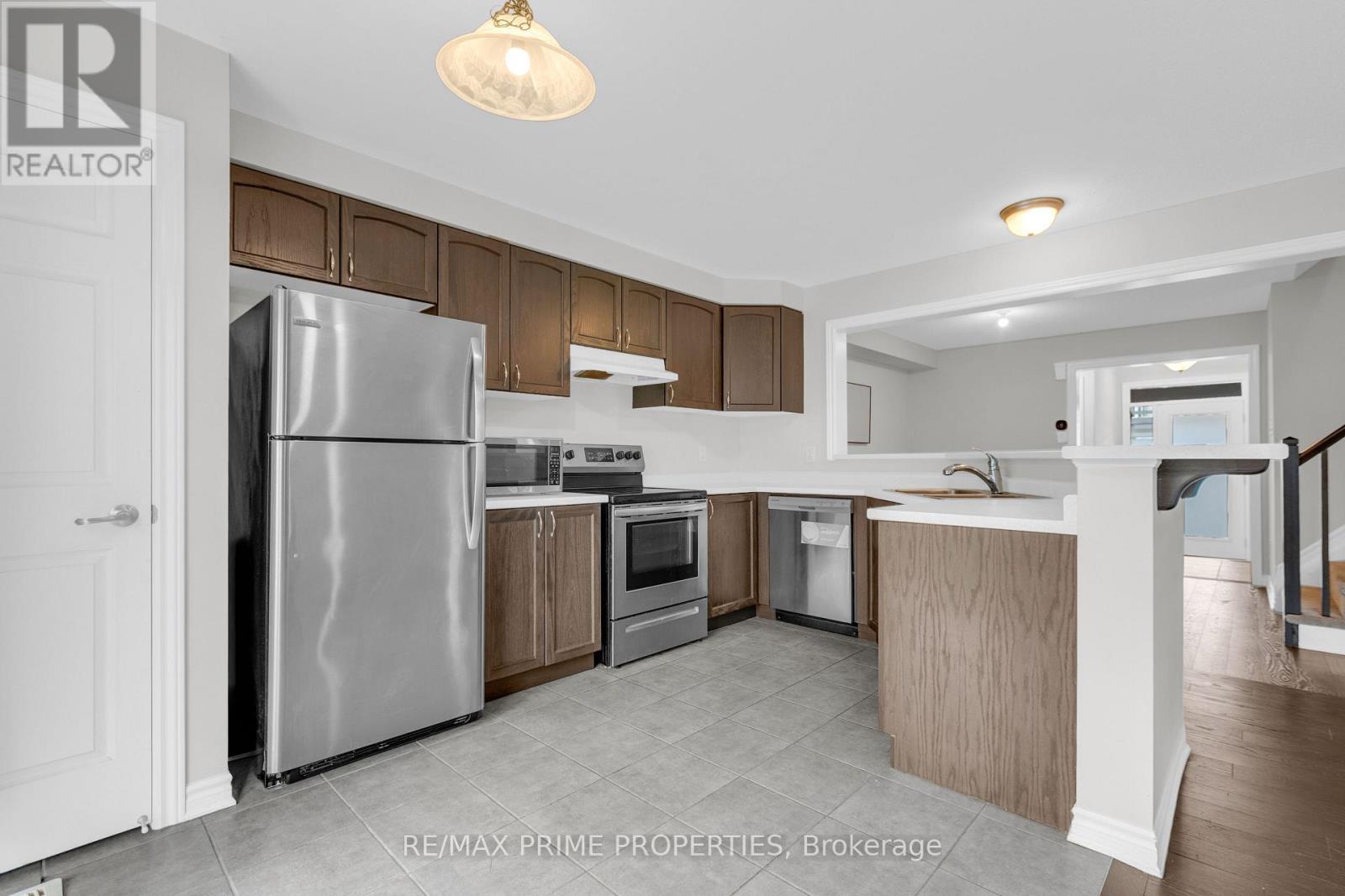 136 Lanceleaf Way, Ottawa, ON