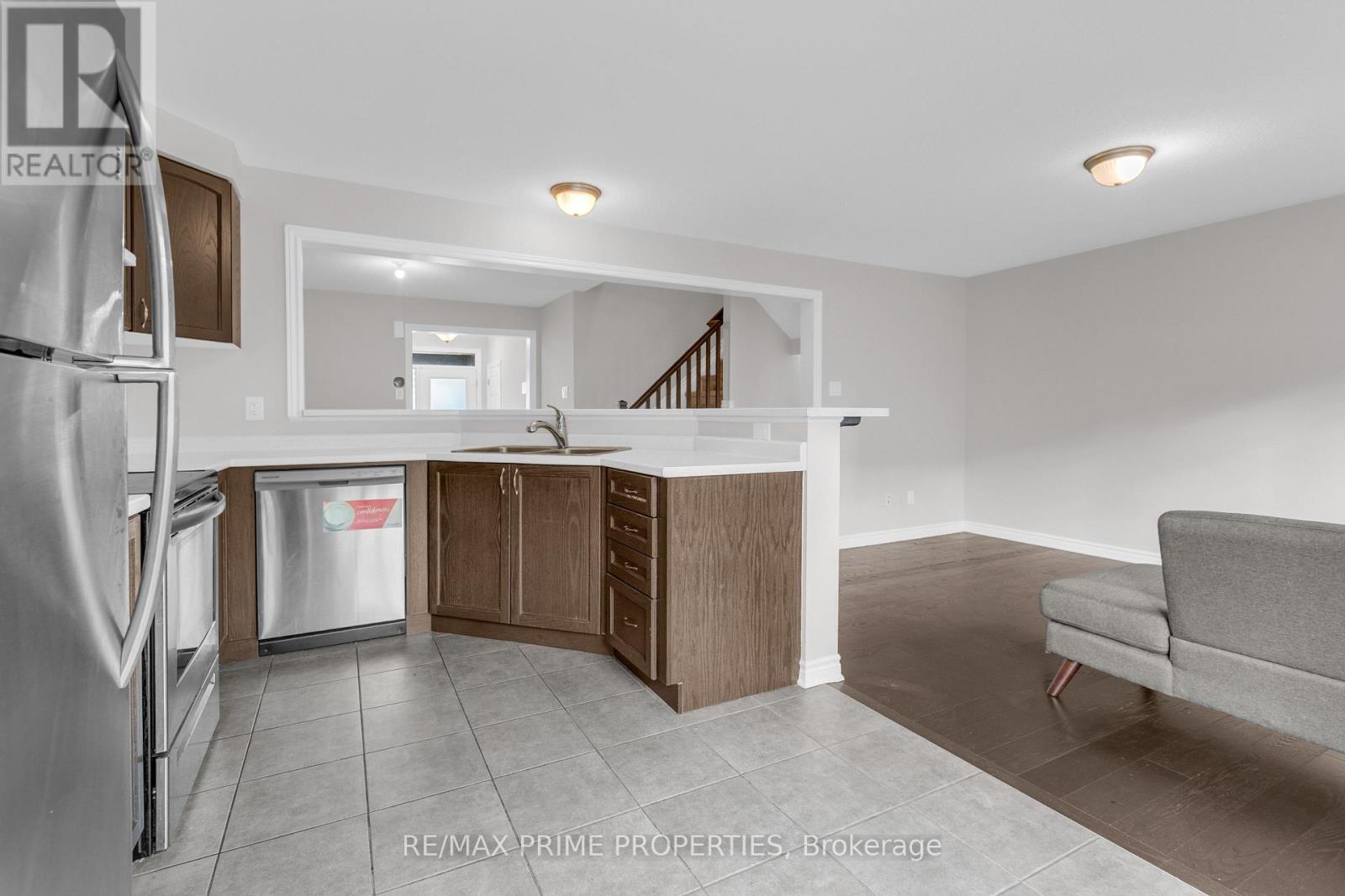 136 Lanceleaf Way, Ottawa, ON