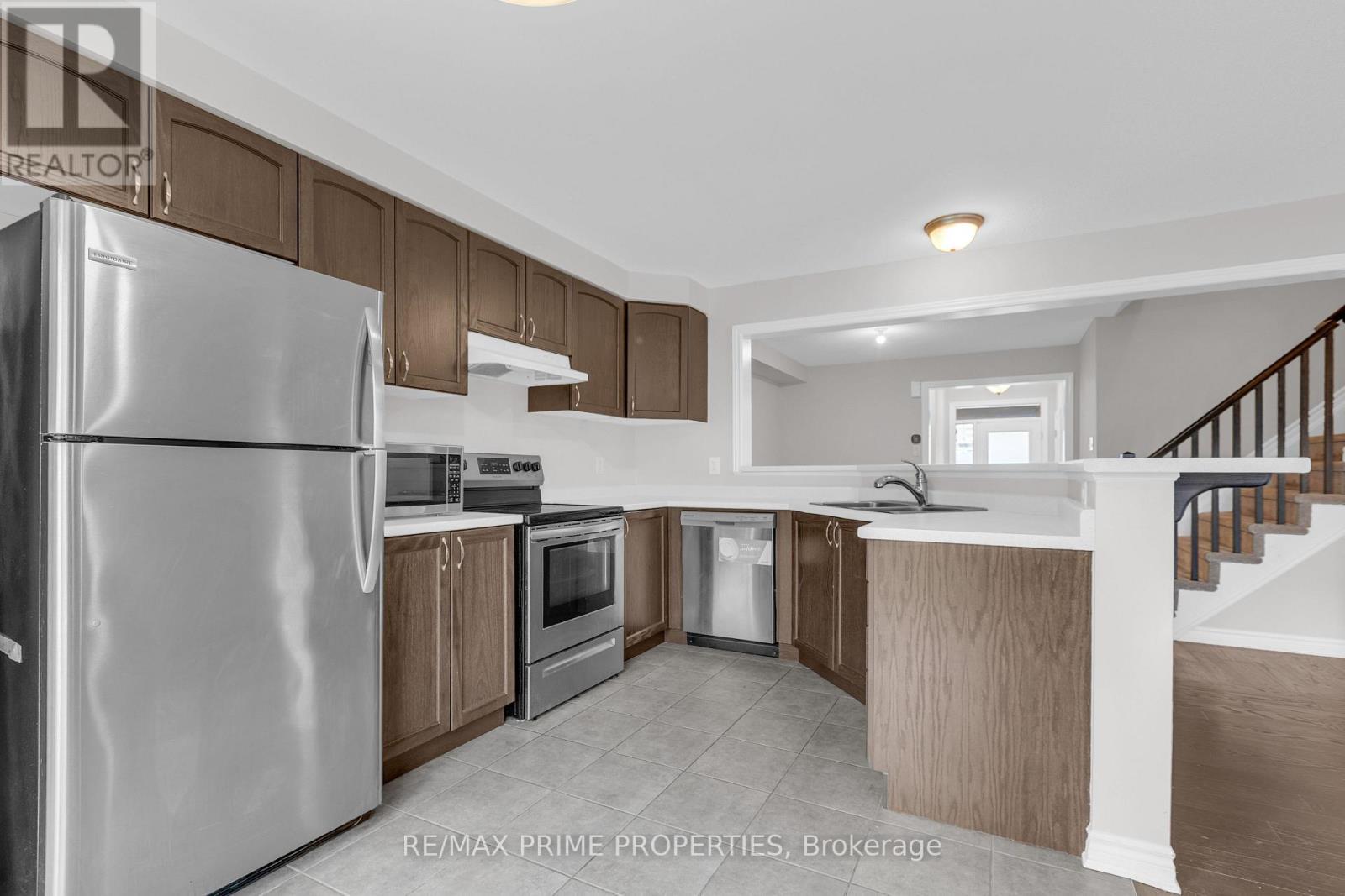 136 Lanceleaf Way, Ottawa, ON