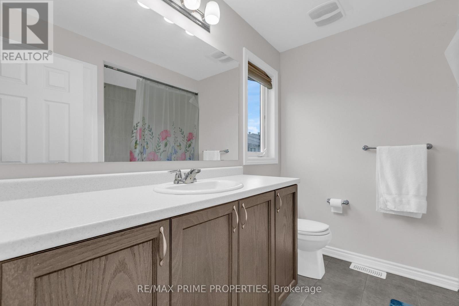136 Lanceleaf Way, Ottawa, ON