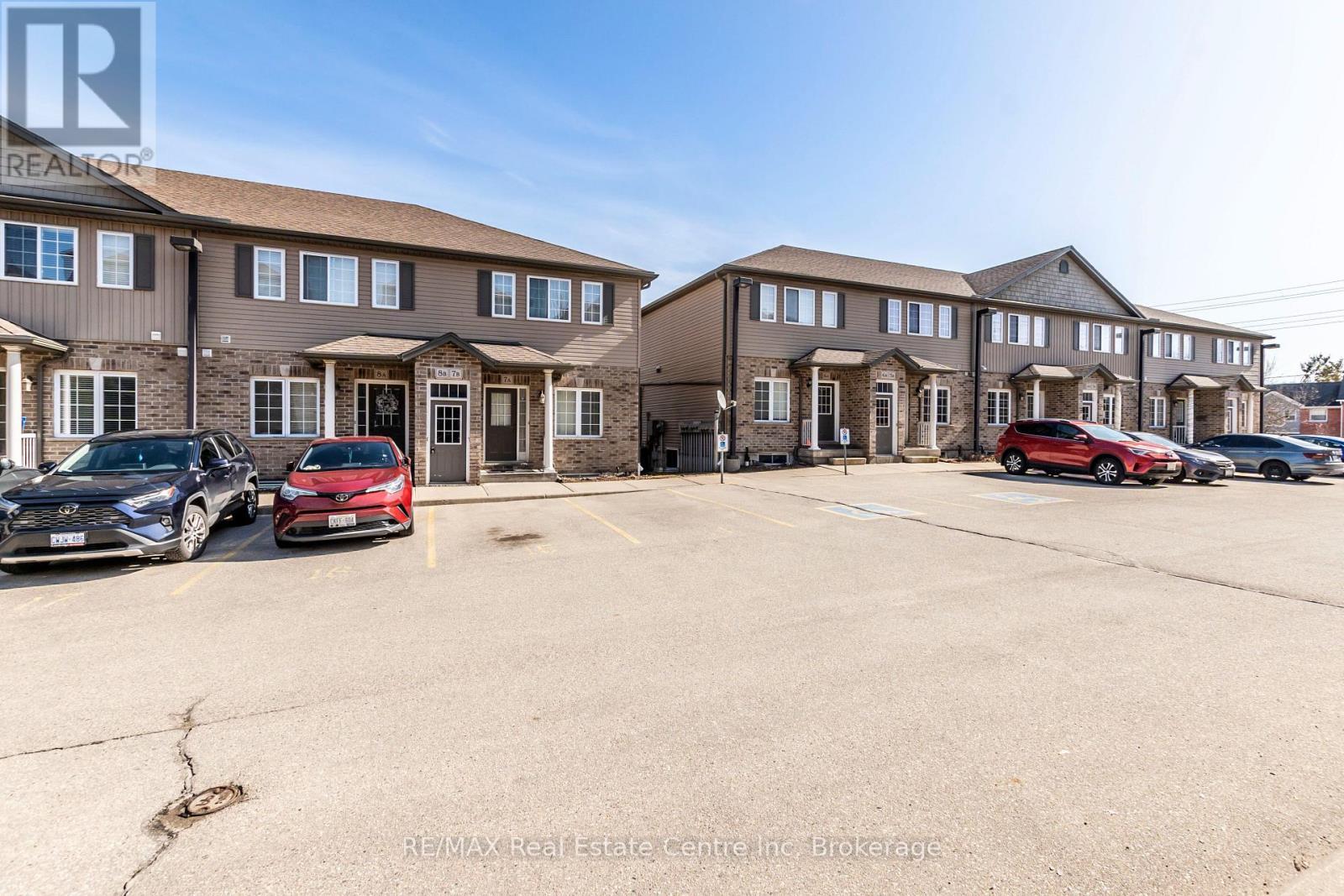 8B - 38 Howe Drive, Kitchener, ON