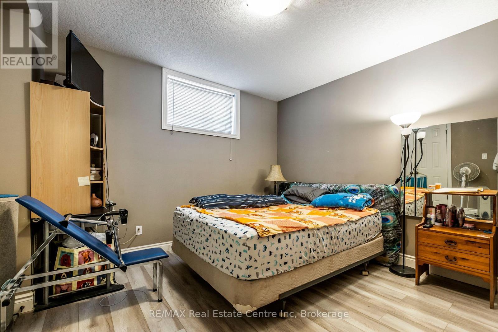 8B - 38 Howe Drive, Kitchener, ON