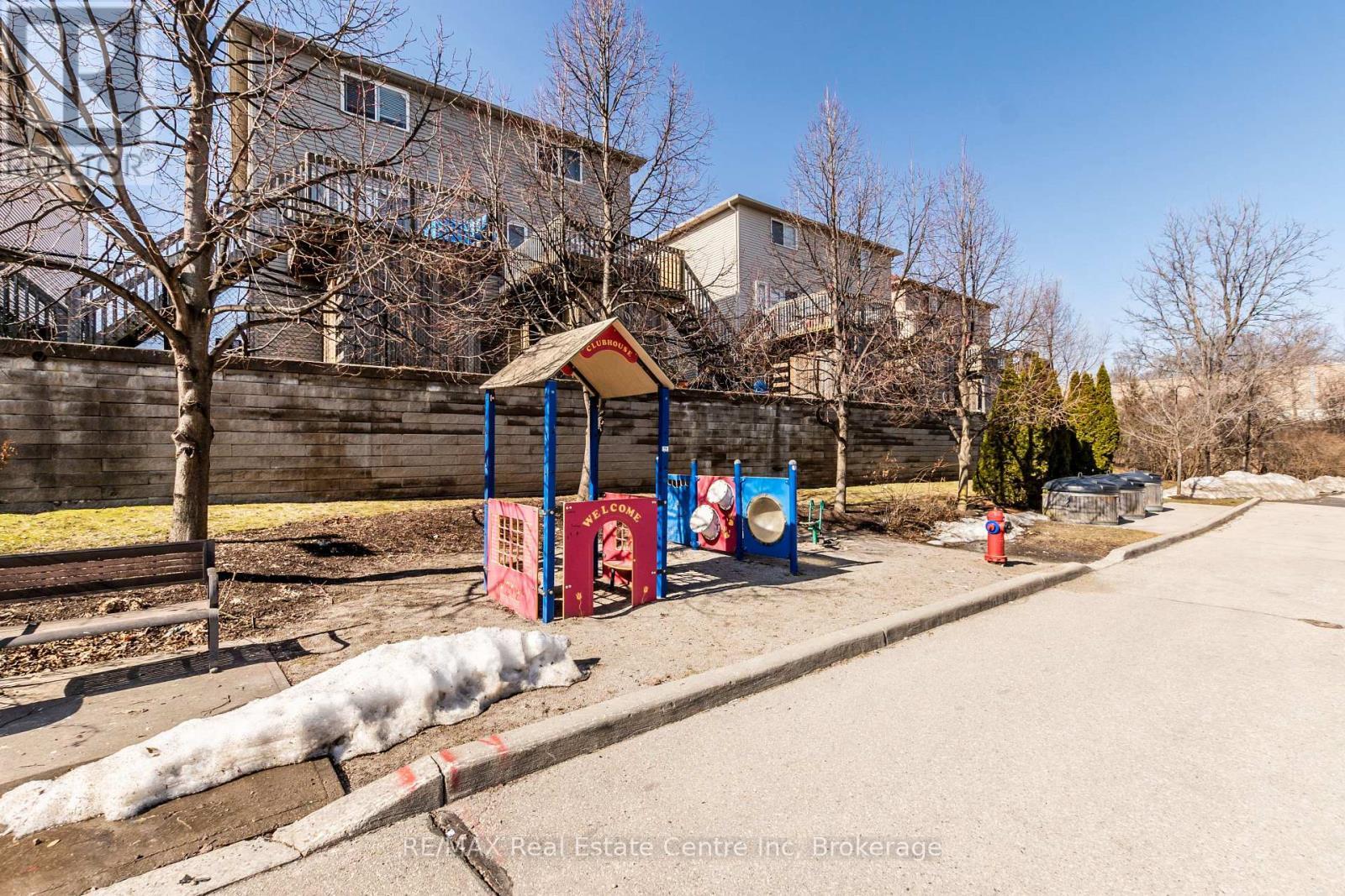 8B - 38 Howe Drive, Kitchener, ON