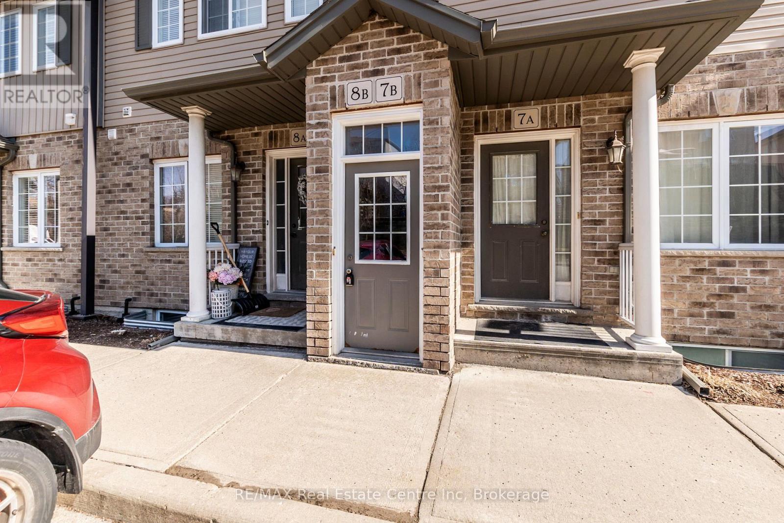 8B - 38 Howe Drive, Kitchener, ON