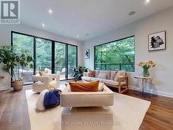 386 ROSEWELL AVENUE Toronto, ON M4R 2B4