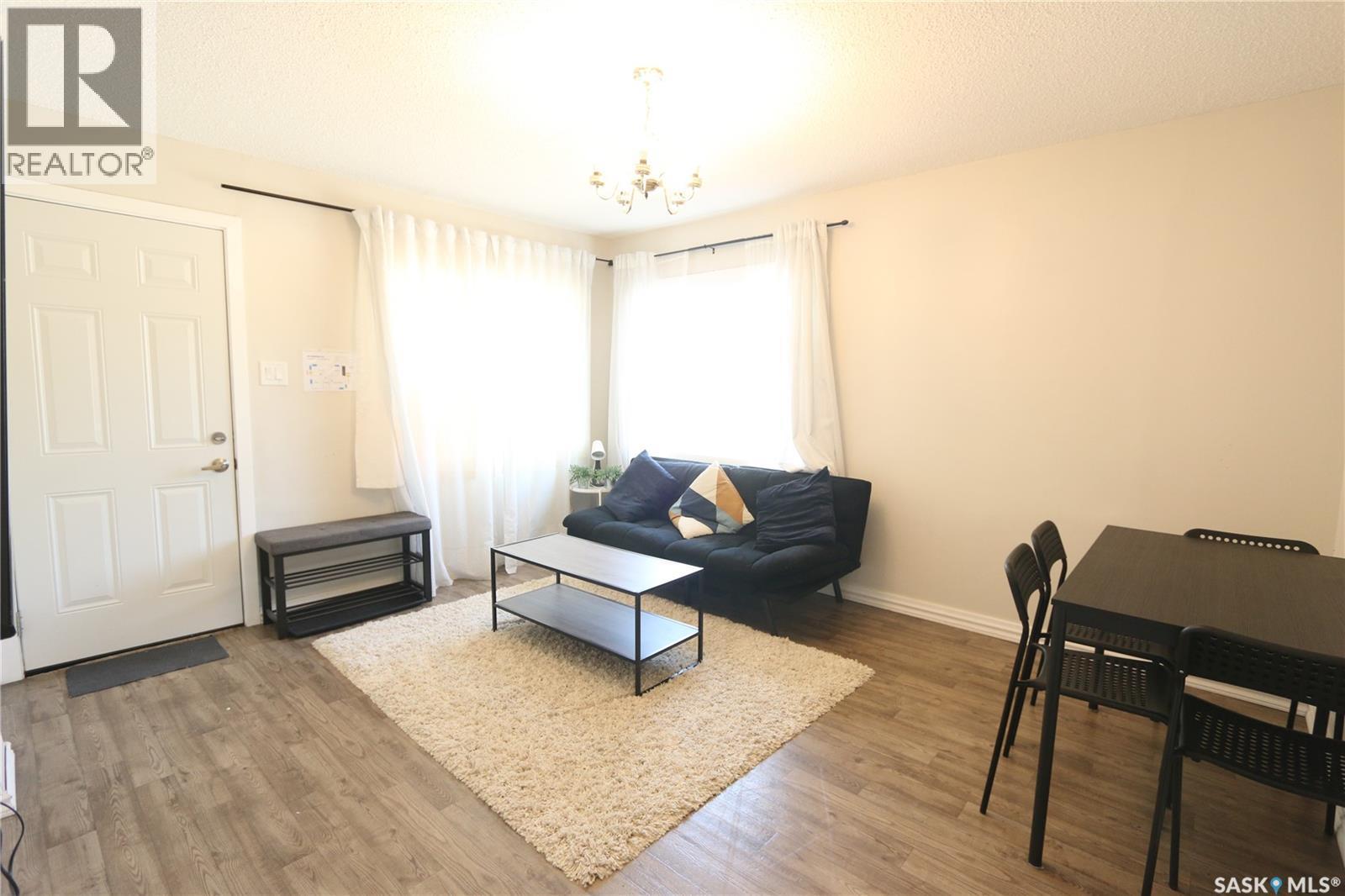 903 Robinson Street, Regina, SK