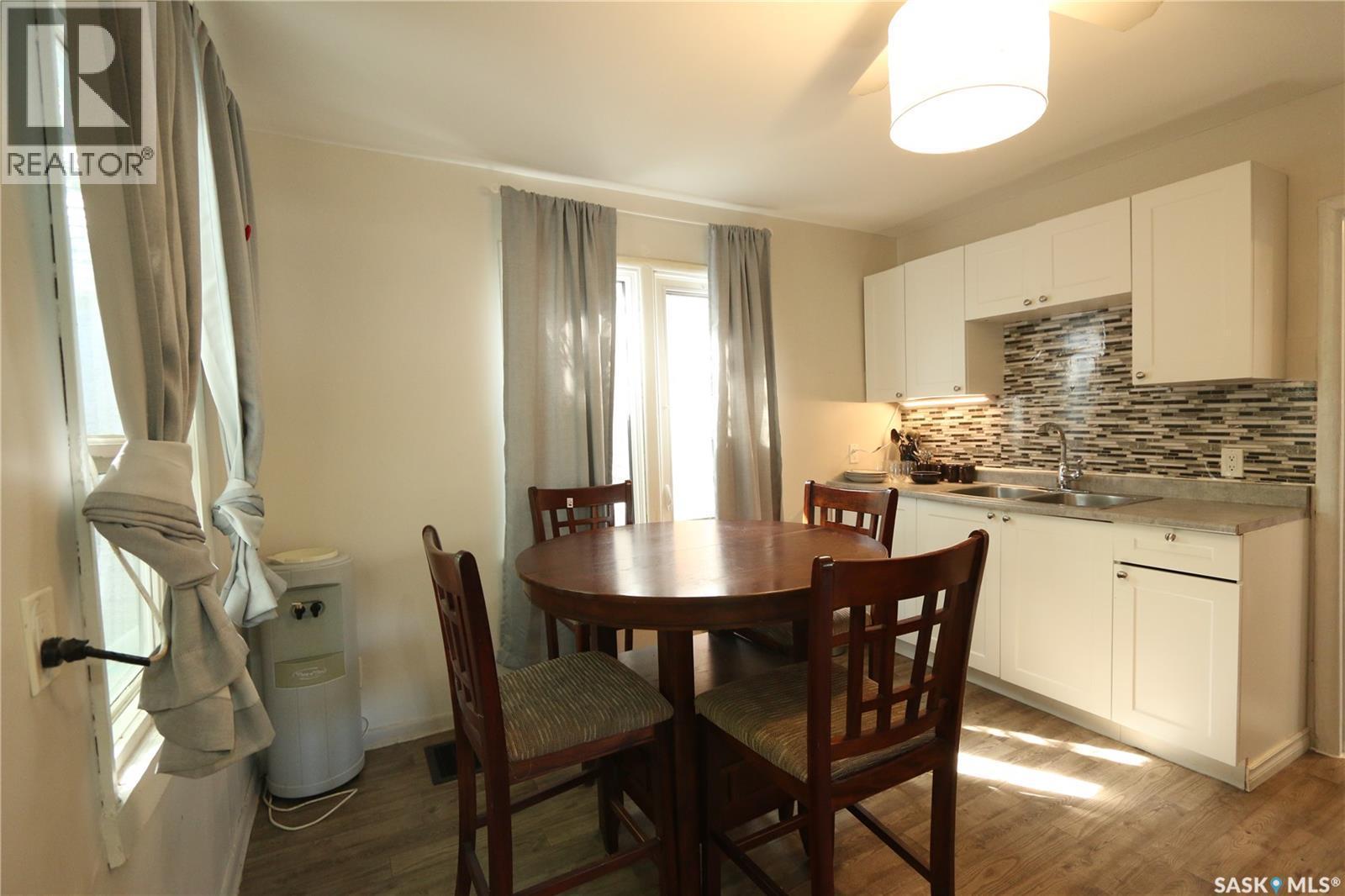 903 Robinson Street, Regina, SK