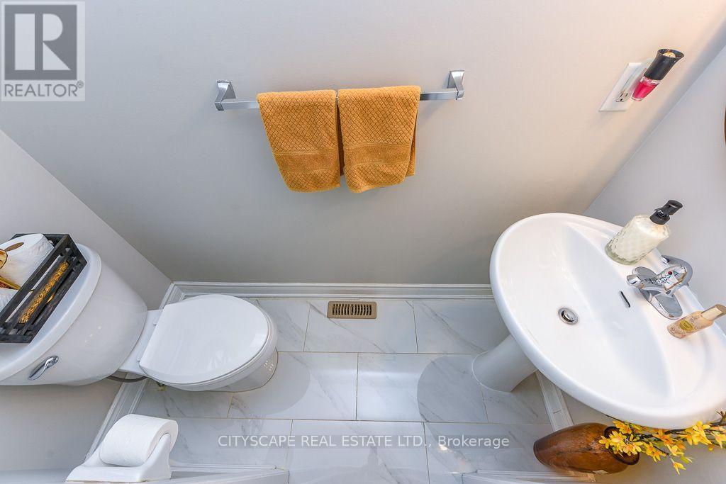 879 Bennett Boulevard, Milton, ON