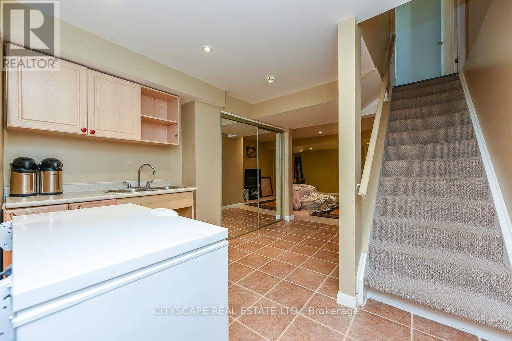 879 Bennett Boulevard, Milton, ON