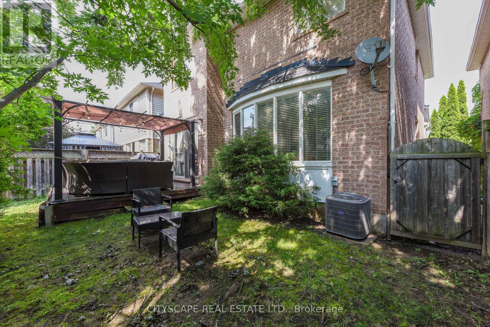 879 Bennett Boulevard, Milton, ON