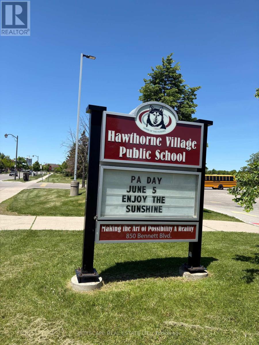 879 Bennett Boulevard, Milton, ON