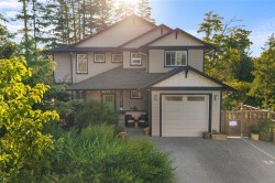 3628 Urban Rise Langford, BC V9C 0N8