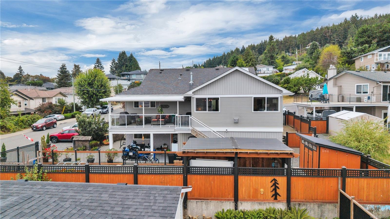 599 Hillcrest Ave, Ladysmith, BC