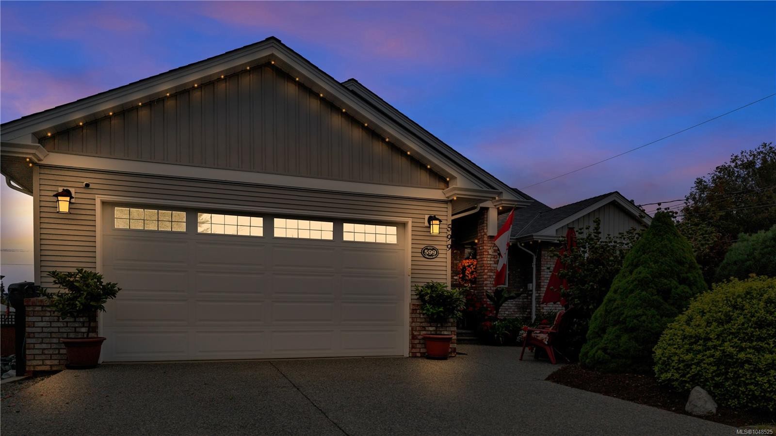 599 Hillcrest Ave, Ladysmith, BC