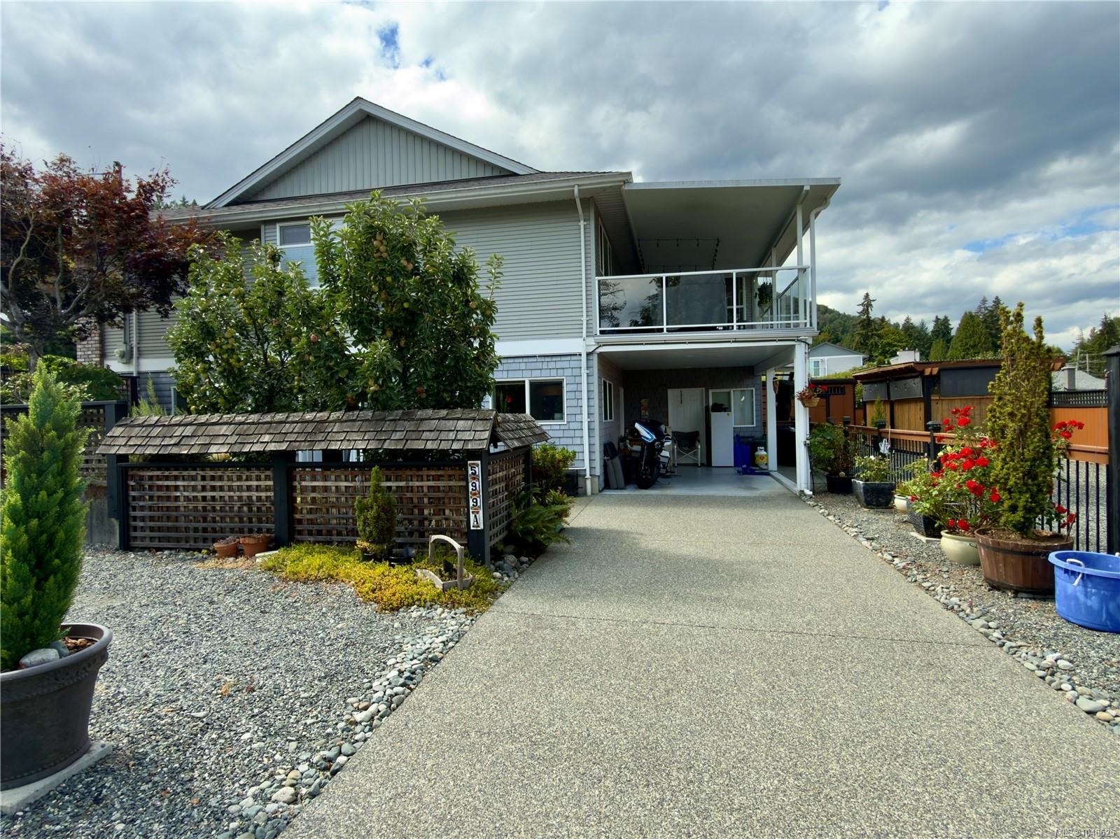 599 Hillcrest Ave, Ladysmith, BC