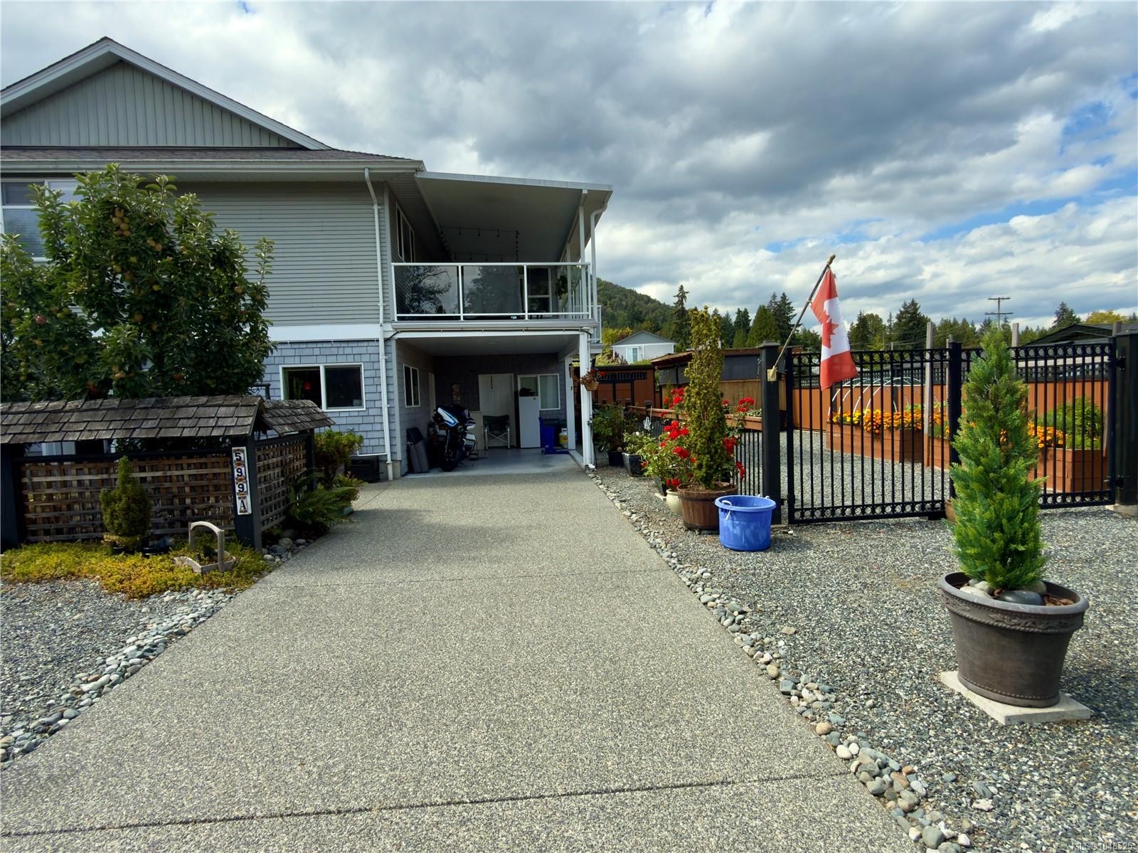599 Hillcrest Ave, Ladysmith, BC